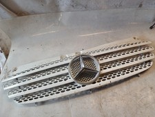 8V* Mercedes Vito Viano W639 Frontgrill Kühlergrill Gitter
