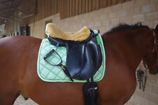 Schabracke Dressur lindgrün