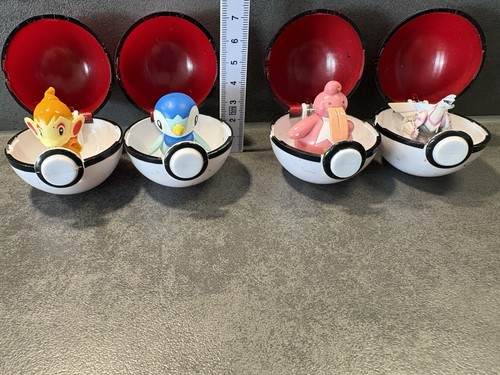 Pokemon figur 4x pokeball - +,
