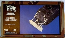 Verlinden 765 M113 Dozer Blade
