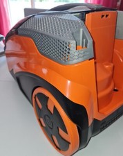 Staubsauger THOMAS AQUA+ PET & FAMILY PARQUET PRO. Bitte lesen!