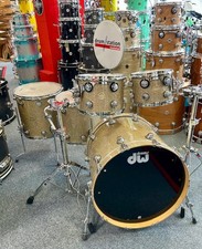 DW Collector's Series Maple Shellset  "Gold Glass"  -  22,10,12,14,16"