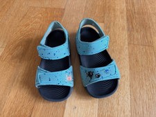 Adidas Badesandalen Größe 24 mit Klettverschluss