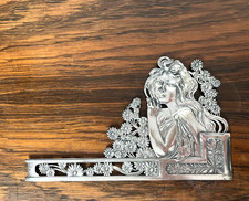 Relief Eckdekor Zinn