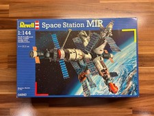 Raumstation MIR / Space