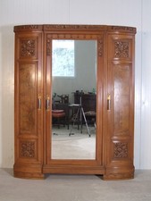 K 447 Antiker Jugendstil Schrank massiv Nussbaum aus Frankreich um 1920 Vintage