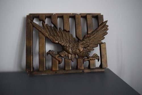 Wandtafel bronze skulptur - wandtafel,