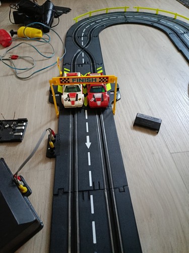 Carrera rennbahn mit looping - rennbahn,
