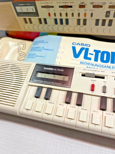 Casio tone synthesizer - vl-1,