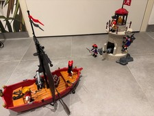 playmobil 9522  leuchtturm mit piratenschiff mit Figuren und Zubehör 