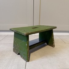 Alte kleine Bank Bänkchen