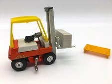 GAMA ( mini ), Gabelstapler Linde, mit Kurbel; inkl. Palette & Kiste, Toll !