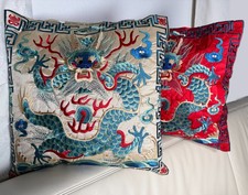 2 Traditionelle bestickte Kissenhülle aus China Drache rot und weiß 40 x 40 cm