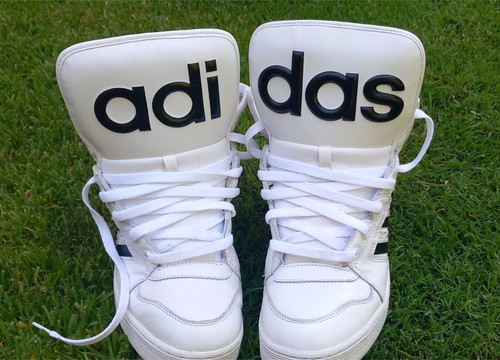 Adidas jeremy scott instinct - adidas,