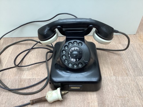 Altes bakelit telefon - altes,