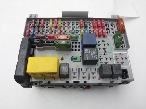 90589965 sicherungskasten opel - 90589965,