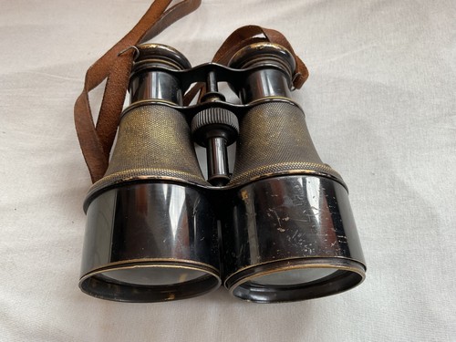 Altes fernglas mit leder - mit,