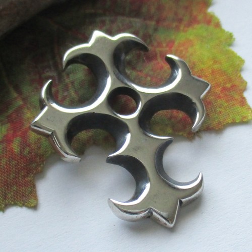 Gotisches kreuz anhänger - gotisches,