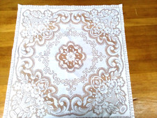 Weiße Tischdecke quadratisch Mitteldecke 62 x 62 cm Geschenk Deko