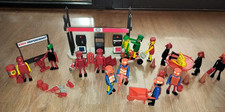 Play-Big Konvolut Tankstelle / Playbig / PLAY-BIG / 15 Figuren / Mofa