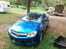 opel tigra twintop cabrio blau metallic Bj 2004 m. Motorschaden