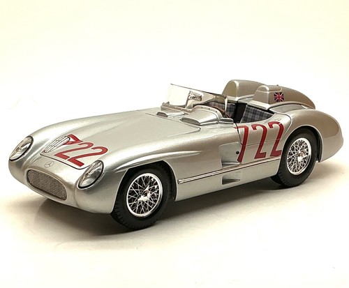 Maisto mercedes benz 300 - ,