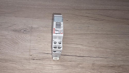 Legrand 040 - , 00