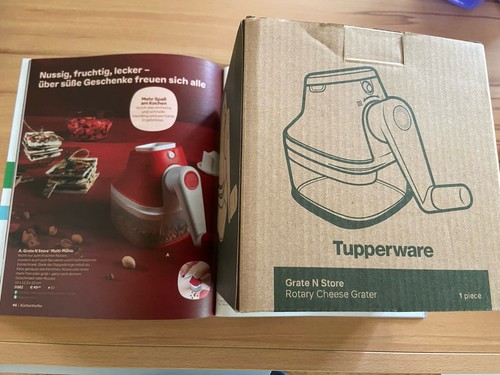 Tupperware grate n store - 🌺,