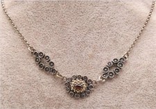 TRAUMHAFTES ZARTES ANTIKES