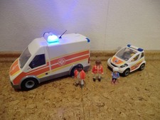 Playmobil Krankenwagen 6685 mit separatem Notarzt Wagen