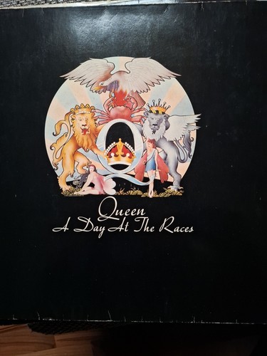 Vinyl queen day at - lp, a