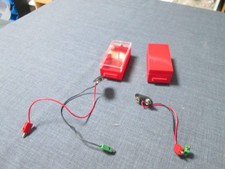 Fischertechnik -  2 Stück Batteriekasten mit Kabel für 9V Block