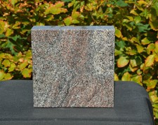 Sockel Granitsockel Vasensockel aus Granit Paradiso