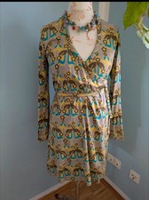 Wickelkleid in Slinky