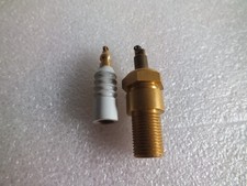 Vintage  altes  Metall  - Gasfeuerzeug in Form einer Zündkerze - MG 50