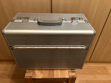 Alukoffer für Foto, Feinmechanik, Elektronik usw. ca. 47cm x 35 cm x 24 cm