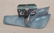 DDR AKA Lampenträger