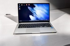 Samsung galaxy laptop - ,