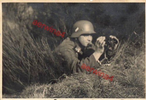 Deutscher soldat mit stahlhelm - deutscher,