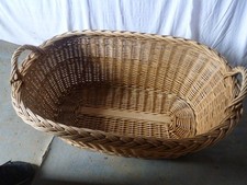 Großer stabiler Weidenkorb