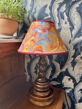 Außergewöhnliche Tischlampe Holz gedrechselt Leuchte Lampenschirm marmoriert 