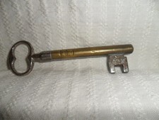 Großer alter Schlüssel