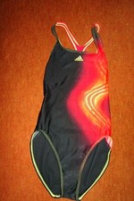 Chic! Badeanzug Schwimmanzug ADIDAS Gr.38 INFINITEX moderne Muster aparte Farbe 