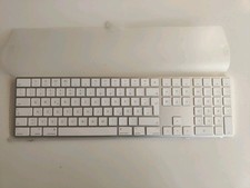 Apple Magic Keyboard A1843 –