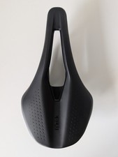 Rennradsattel von fi'zi:k