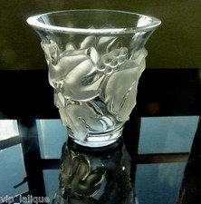VASE KRISTALL LALIQUE SAUMUR