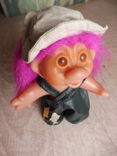 Vintage Dam Troll 1986 Fischer in Latzhose mit Fische Hut - Rarität