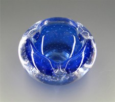 GLASASCHER...vermutlich MURANO ? in BLAU um 1950