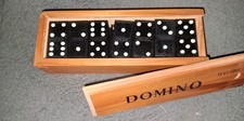 28 Dominosteine Holzbox