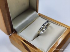 Unikat 9 kt Gold Ring mit 0,25